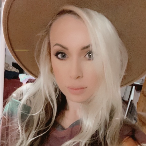 Tan fall hat - Picture 4 of 4